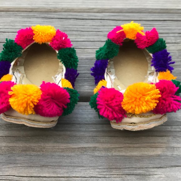 Kids Khusa Shoe Multi Color Pom Pom Embroidery - Picture 4 of 7